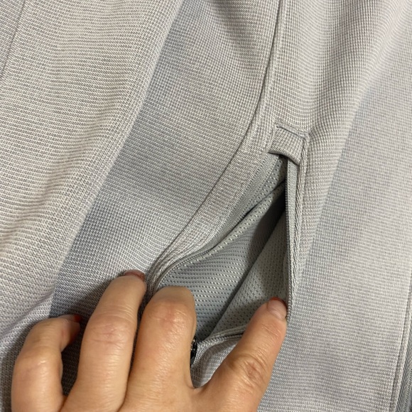 Sale! Under Armour Grey Fleece Lined Jacket Size M - Picture 8 of 8